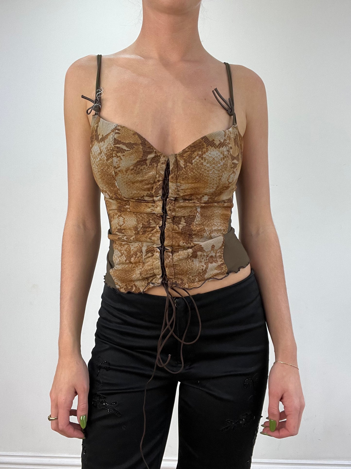 vintage edit seventeen | small khaki and brown intimissimi corset