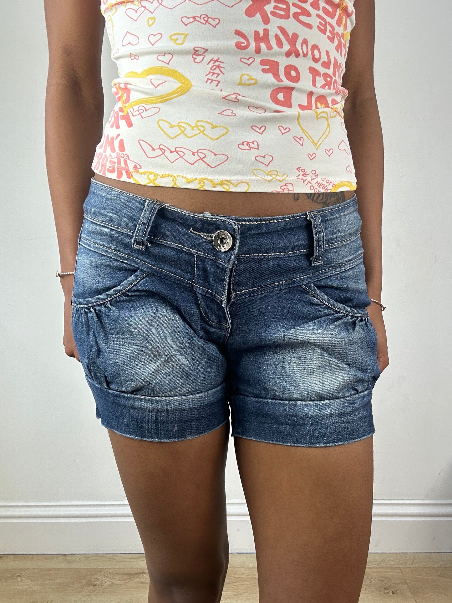 vintage edit eighteen | small blue denim shorts with pleated pockets