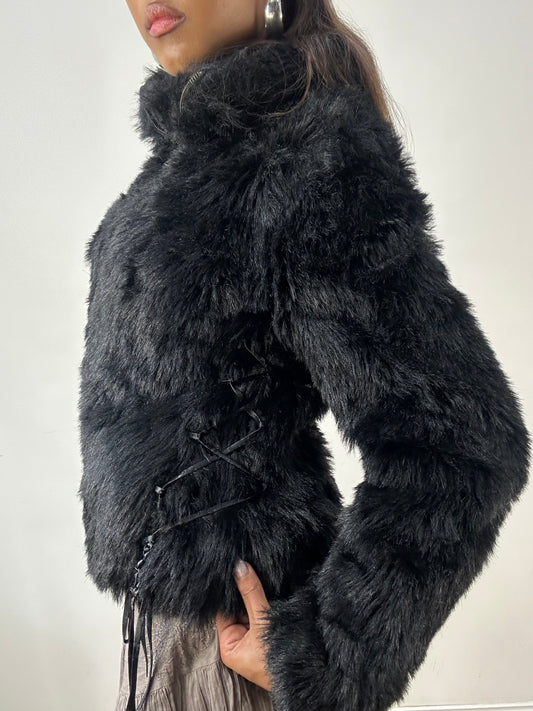 vintage edit: indie sleaze | medium black faux fur zip up jacket