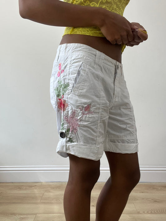 BEST PICKS | small white cargo shorts with pink floral embroidery detail