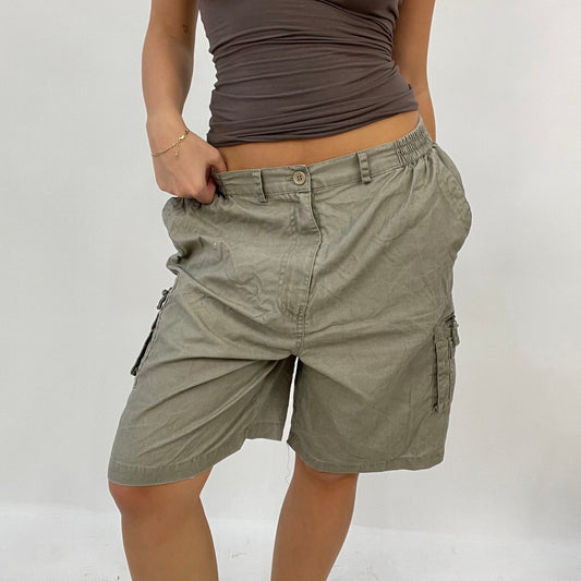 BLOKECORE DROP | khaki oversized shorts - s/m