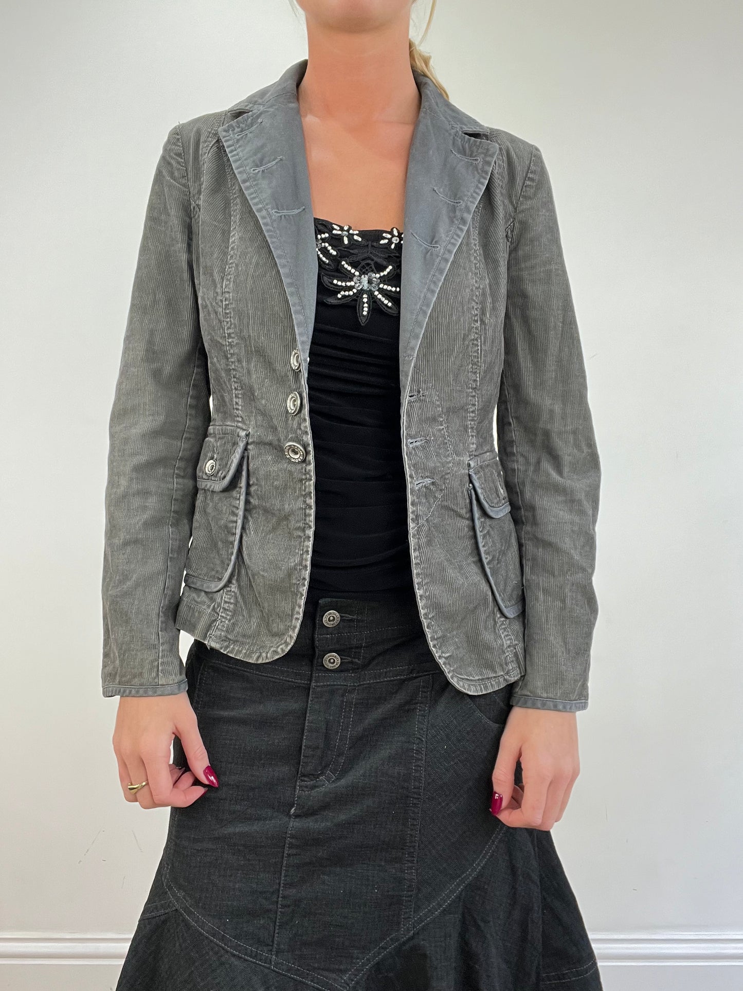 vintage edit thirteen | medium grey corduroy suit style blazer