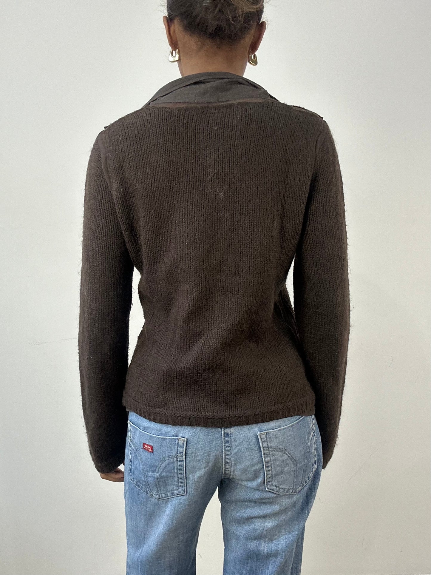 winter edit | medium brown knit jumper with collar
