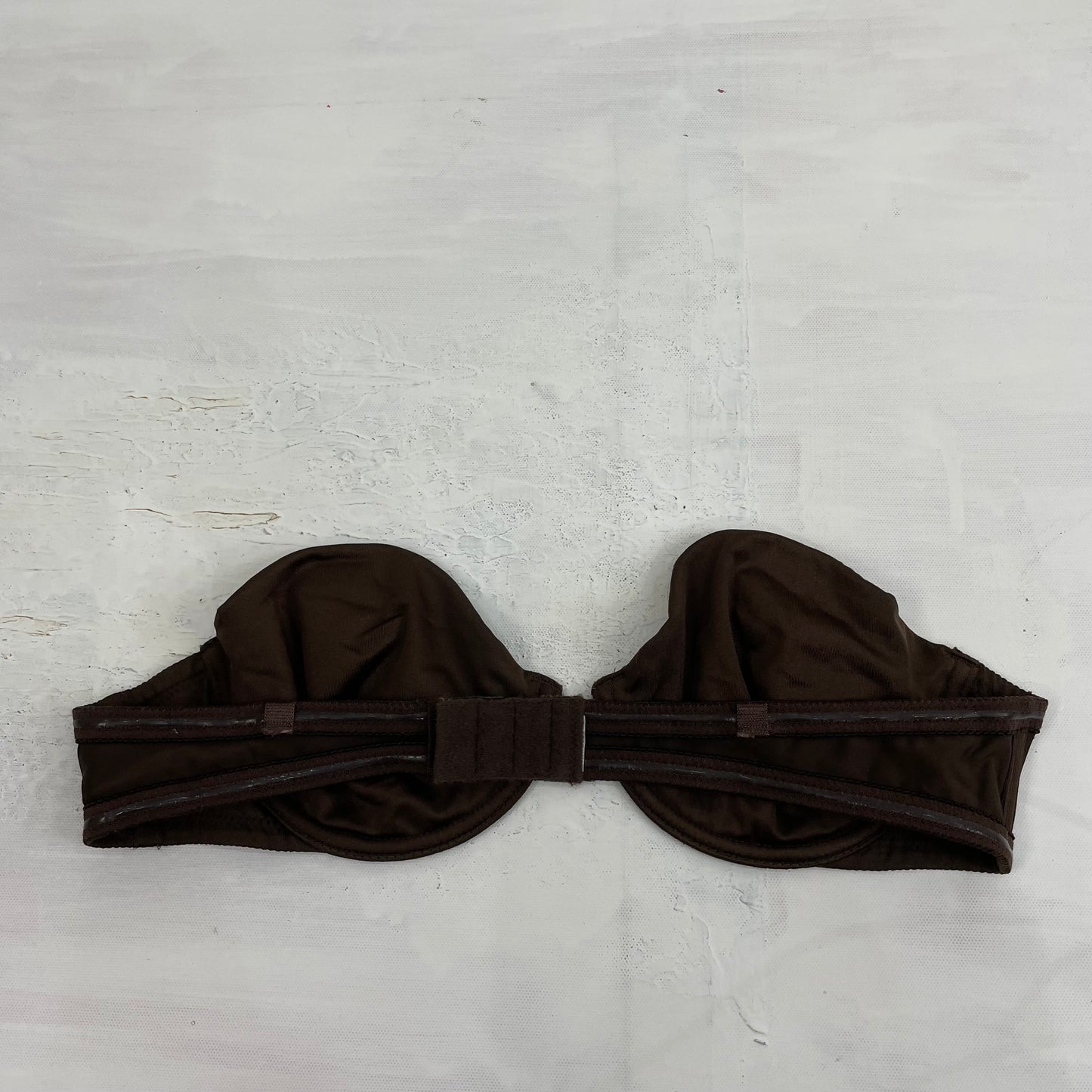 💚 GORPCORE DROP | small brown strapless bra