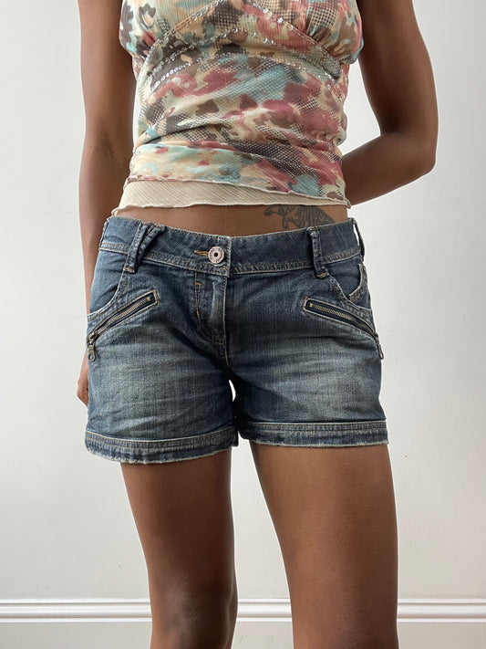 midsummer edit | medium blue denim clockhouse mini shorts