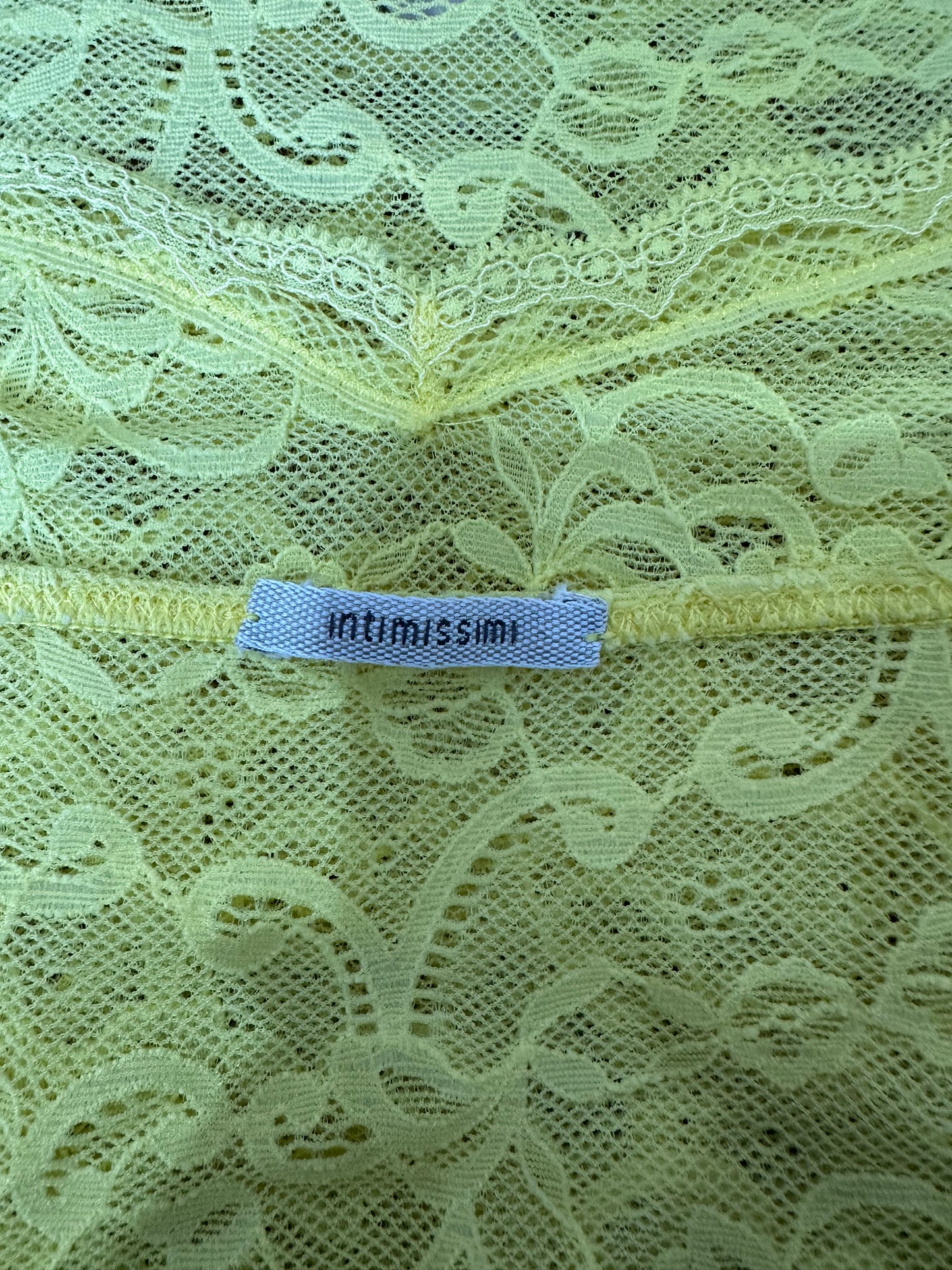 BEST PICKS | small yellow intimissimi lace tank top