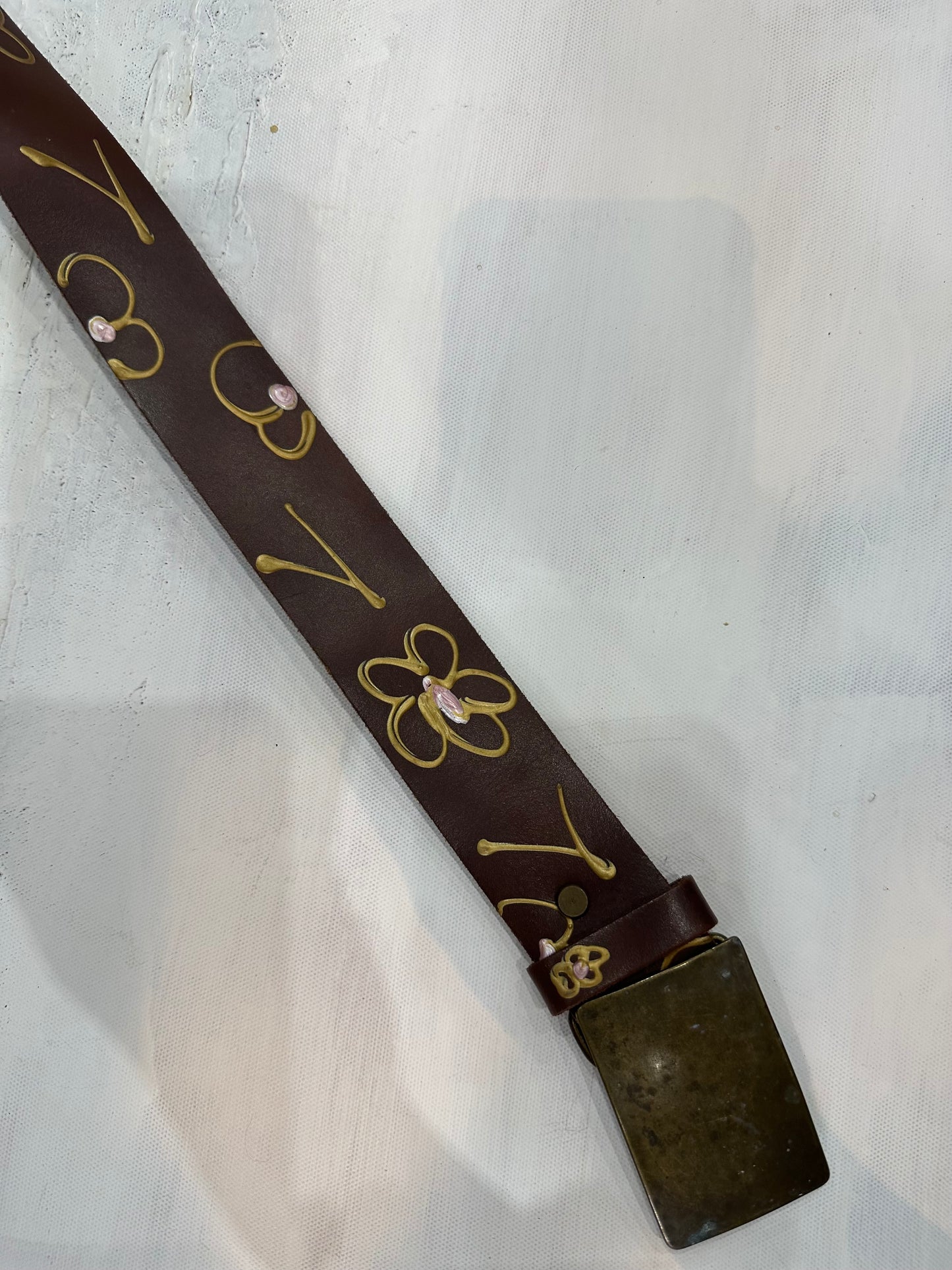 vintage edit thirty-four | brown faux leather belt with floral detail