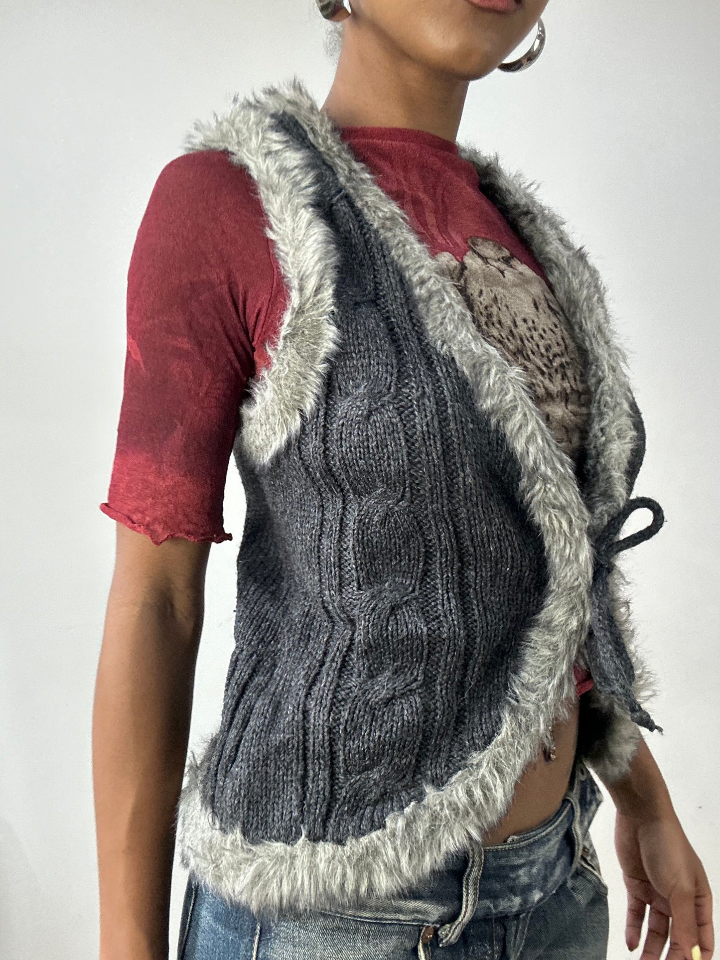 vintage edit thirty-two | small grey knit tie up gilet with faux fur detail