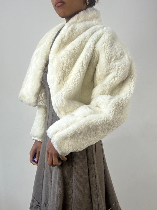 winter edit | medium cream faux fur cropped jacket