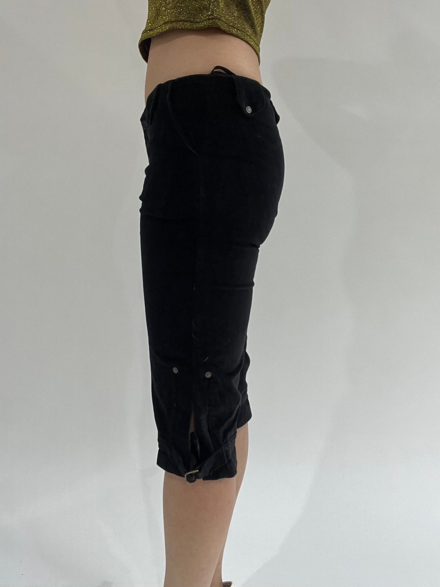 ‼️ | black button detail style shorts