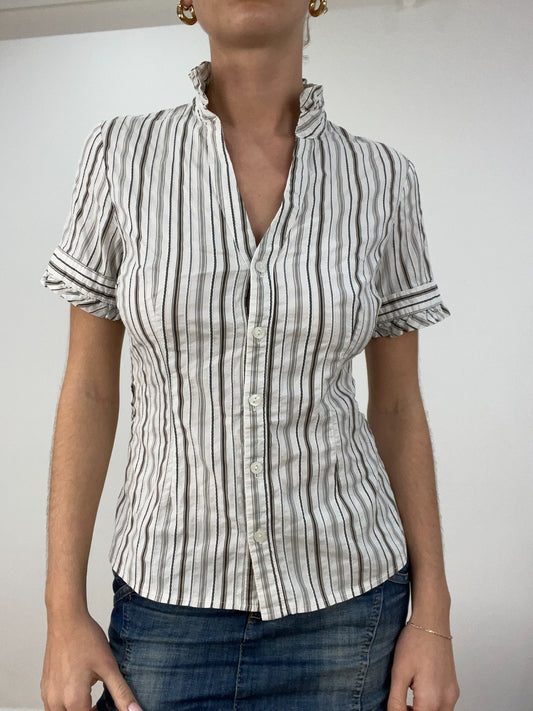 WINTER FAVOURITES | small white and brown pinstripe button up shirt