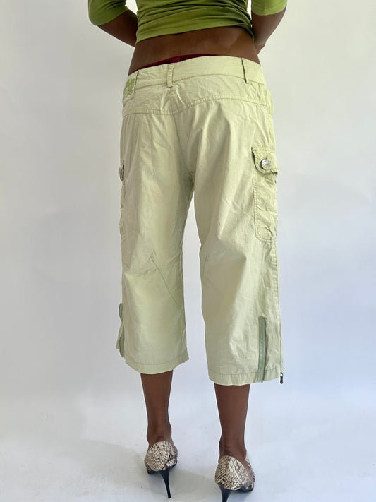 colourmaxxing drop | small/medium green cargo cropped trousers