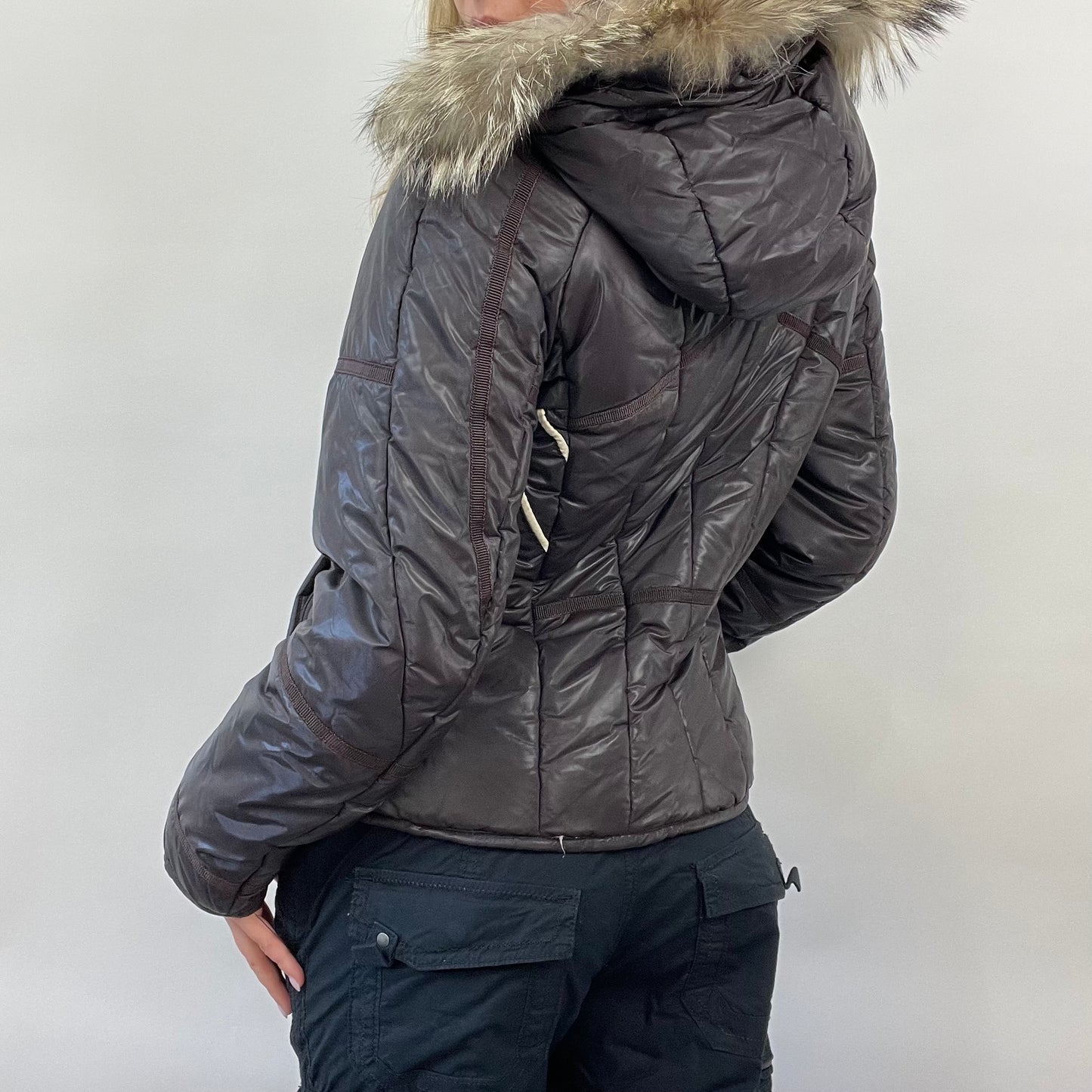 POSH AND BECKS DROP | small dark brown dual zip puffer jacket