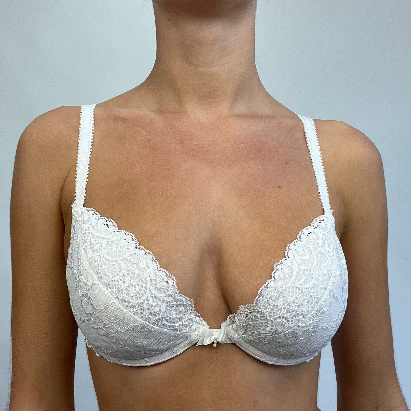 ETHEREAL GIRL DROP | small white lace padded bra