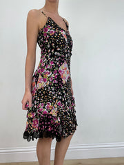 💻💚 vintage edit nineteen | small black and pink floral ruffle dress