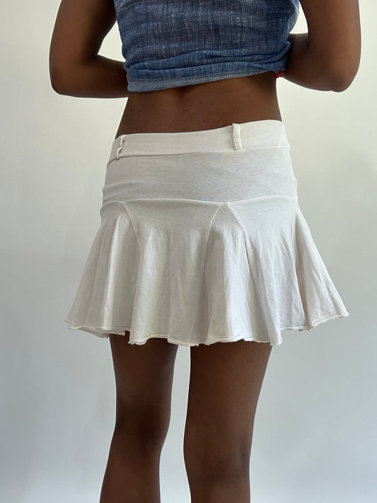 wag drop | extra small white pleated mini skirt