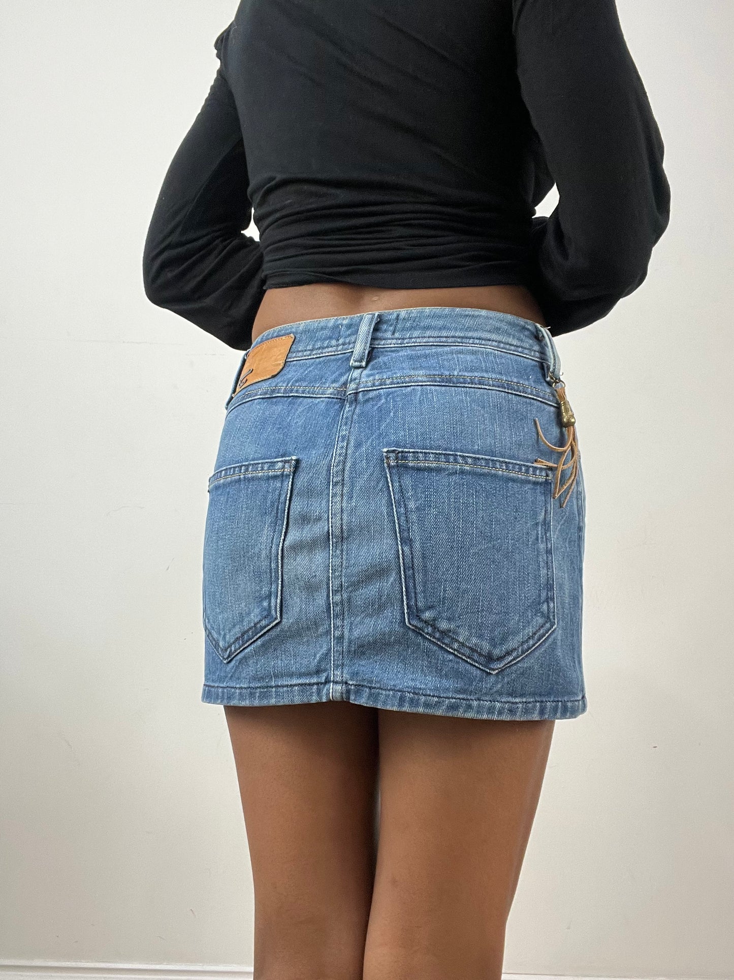 vintage edit thirty-four | extra small blue diesel denim mini skirt