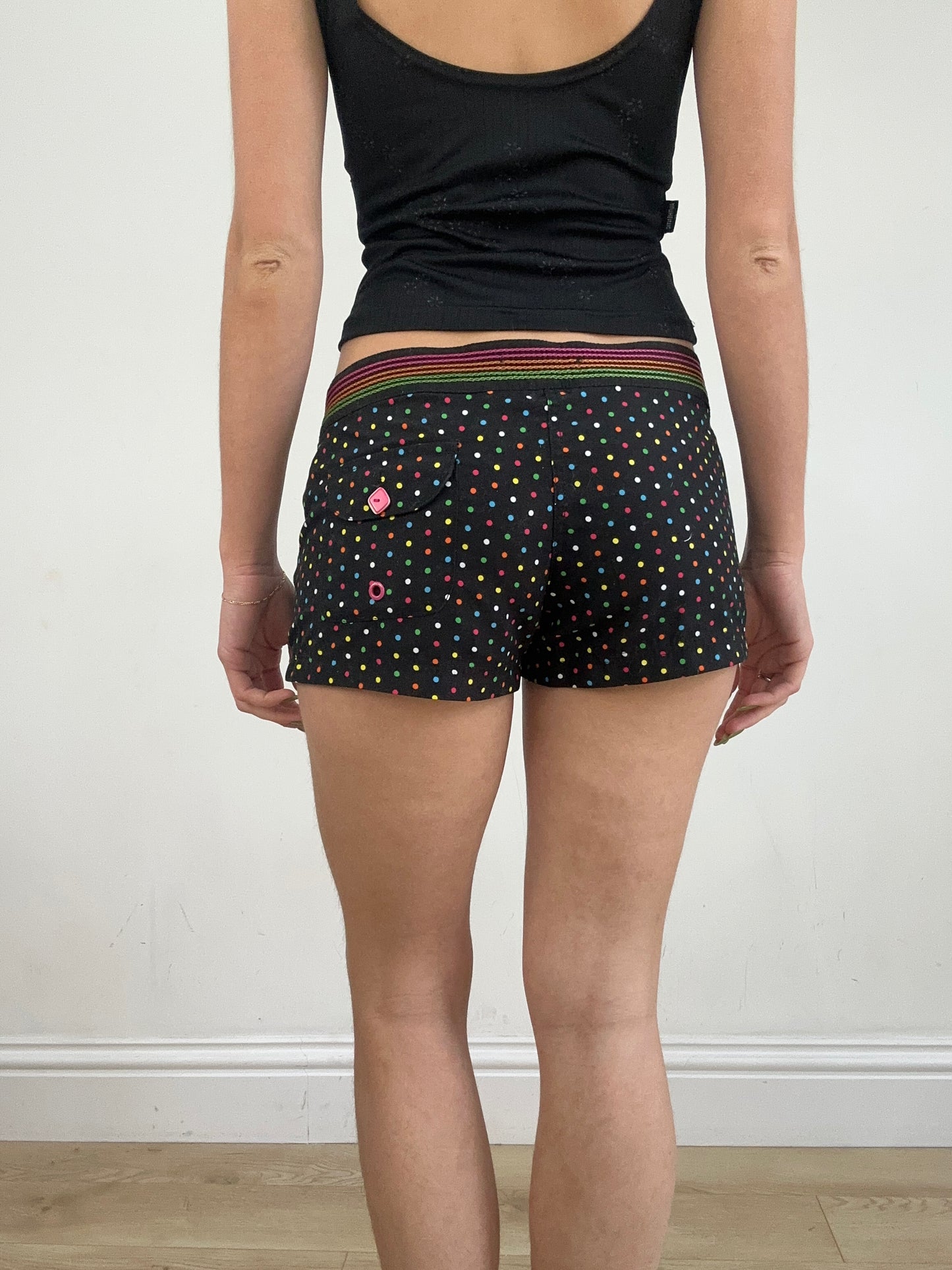 vintage edit nineteen | medium black multicoloured polka dot shorts