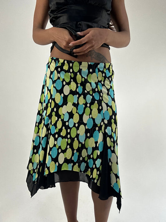 WINTER FAVOURITES | small green and black polka dot midi skirt