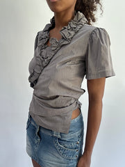 wag drop | taille: S/M · couleur: gris · article: haut · détails: cache-cœur + manches courtes