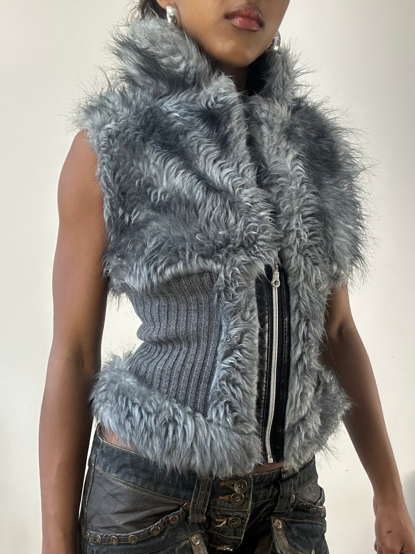AUTUMN EDIT | small grey faux fur gilet jacket