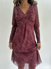 wedding guest drop | taille: M · couleur: bordeaux · article: robe · détails: à motifs + longueur midi