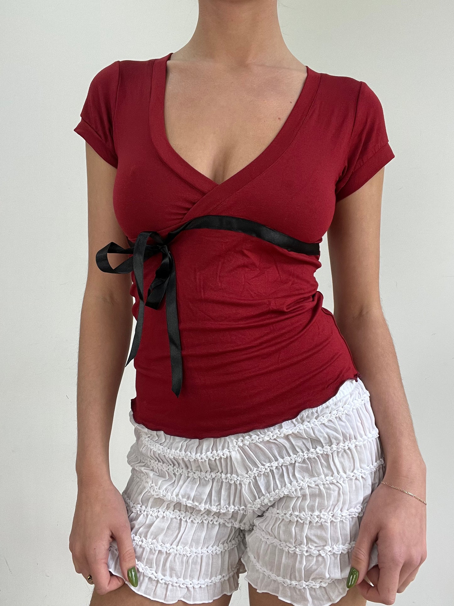 #374 SAMPLE SALE | xs red and black short sleeve belle