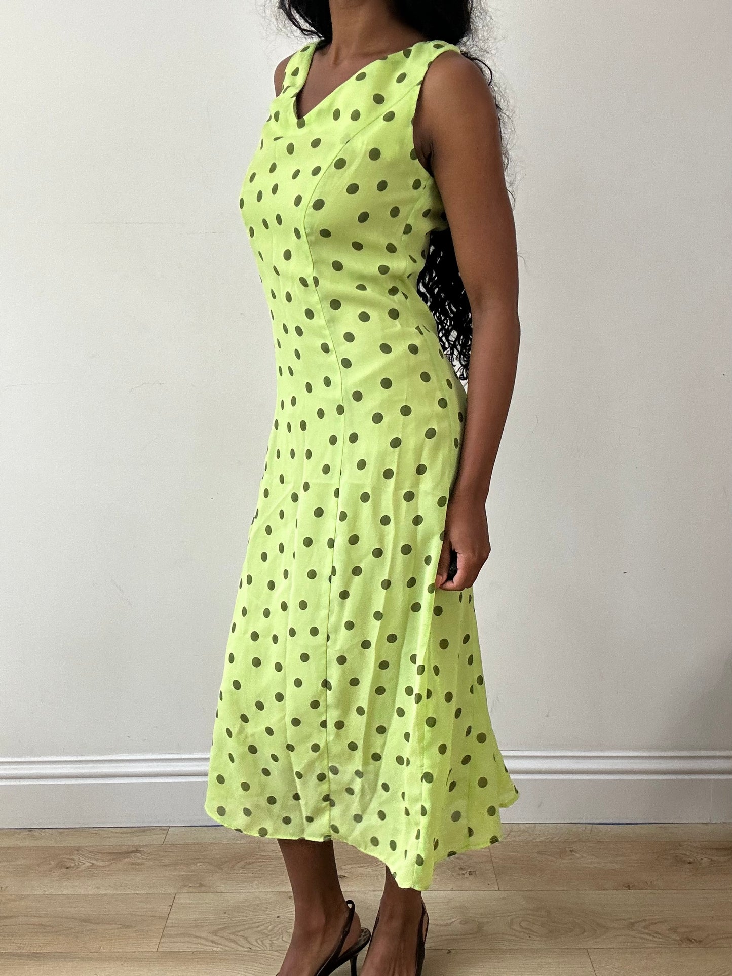 🪡vintage edit twenty-five | medium green polka dot midi dress