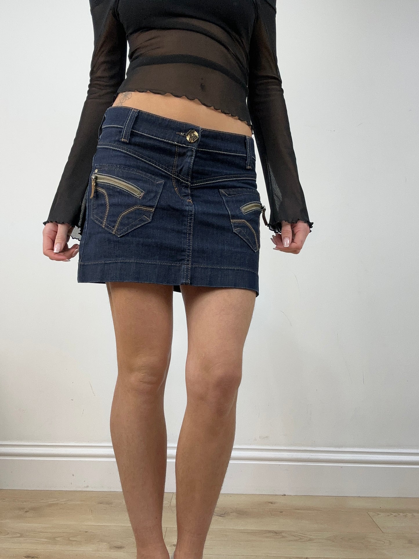 vintage edit: seasonal faves | medium dark wash miss sixty skirt