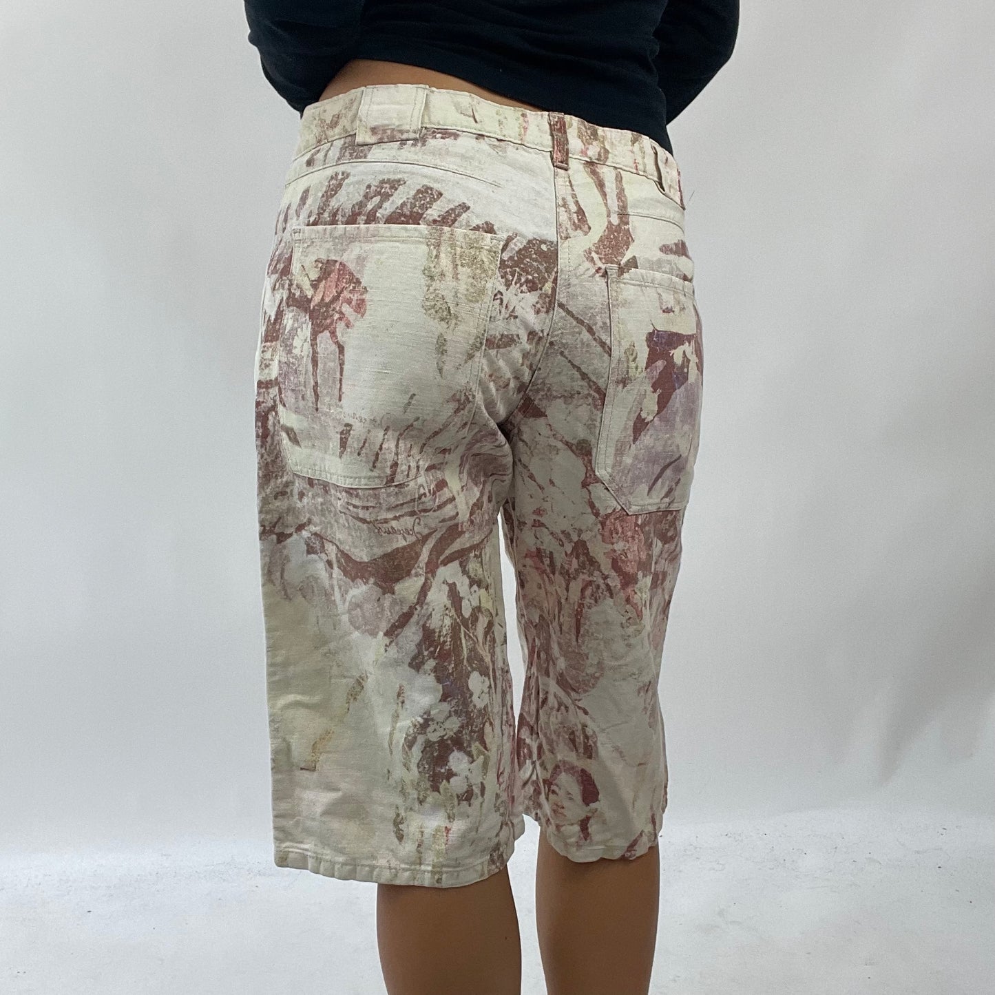 💻AMELIA GRAY DROP | small cream patterned jorts