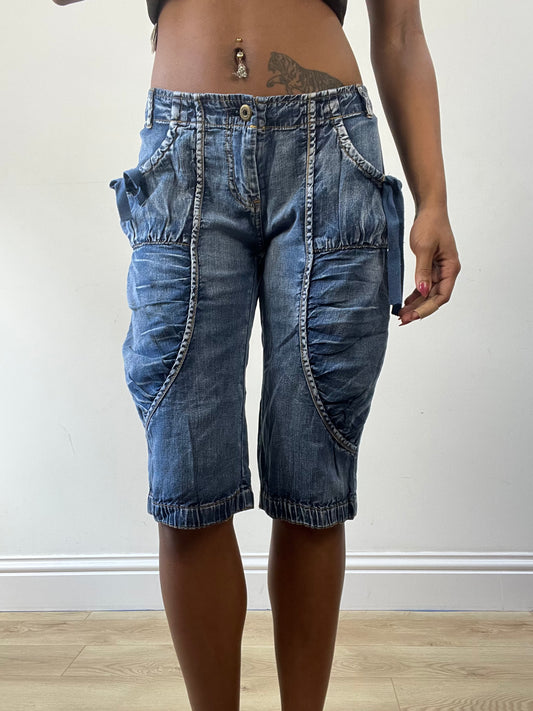 BEST PICKS | small blue denim cropped trousers with crinkle pocket detail