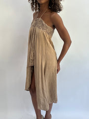 beach drop | taille: S · couleur: marron · article: haut · détails: encolure dos-nu + asymétrique