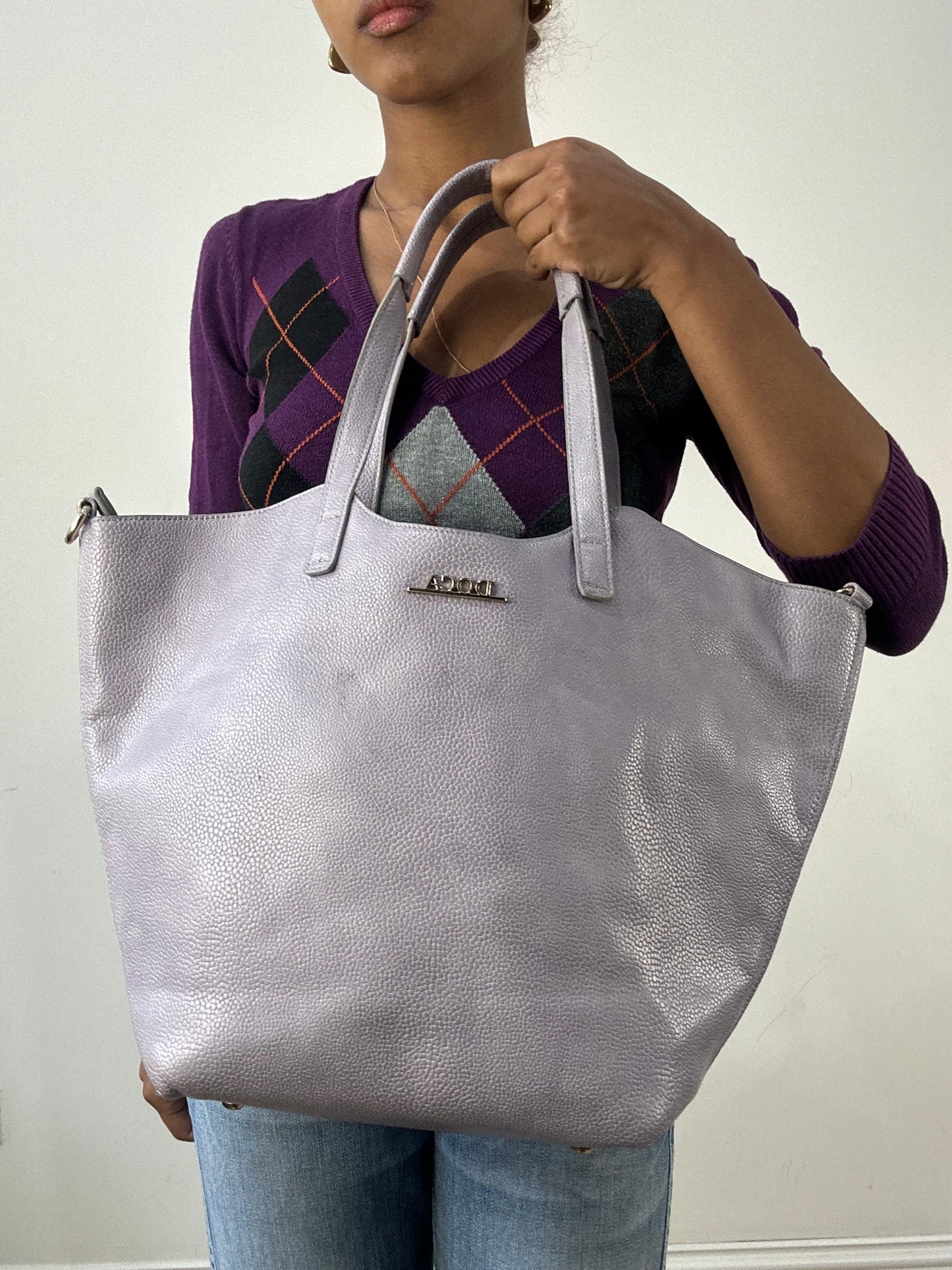 winter edit | lilac faux leather shoulder bag