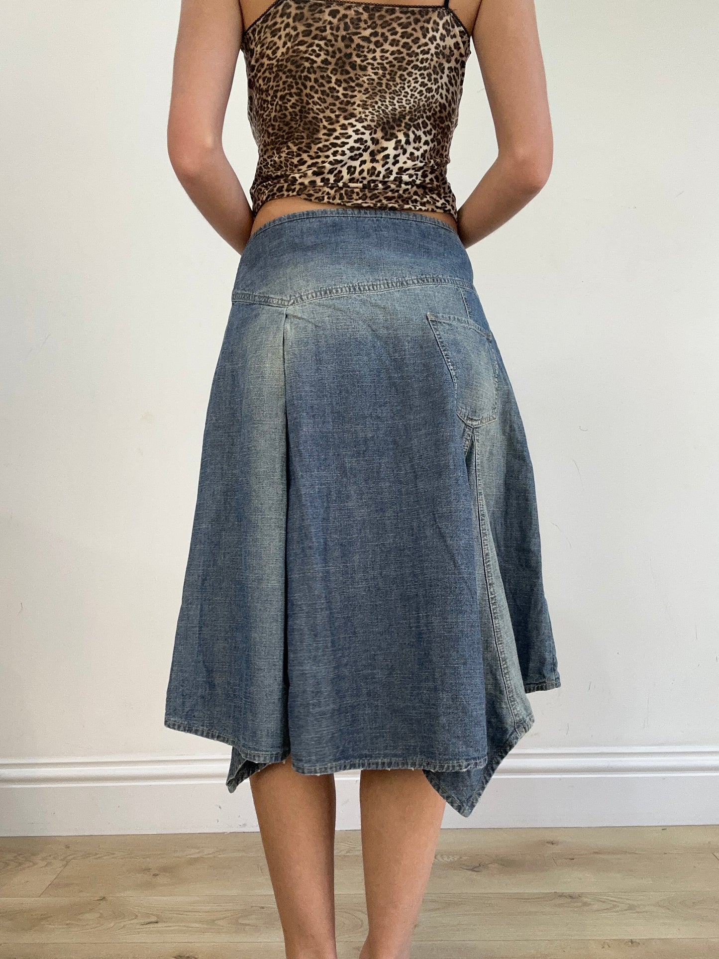 vintage edit sixteen | small mid wash flowy midi skirt