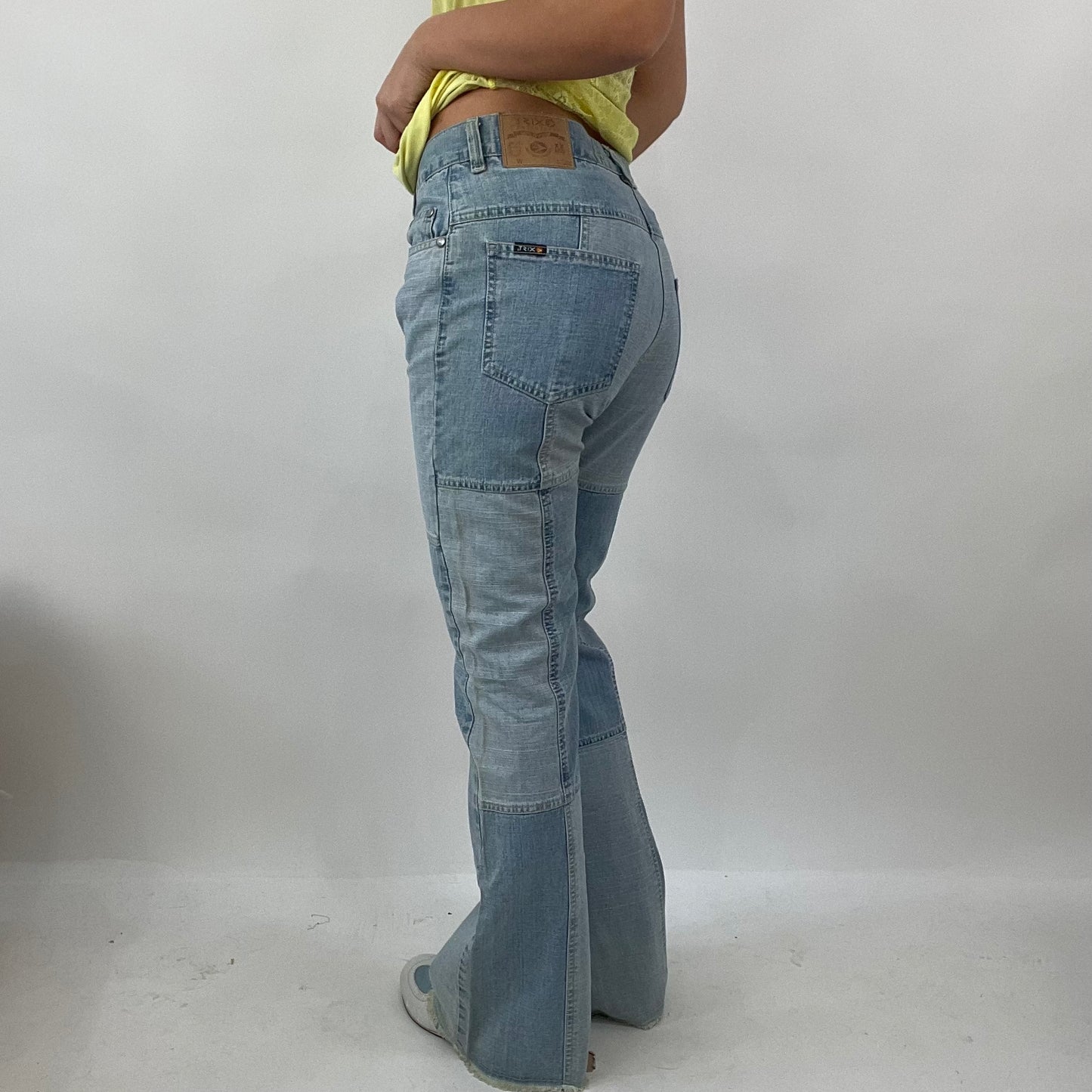 💻VINTAGE GEMS DROP | small light blue denim patchwork jeans