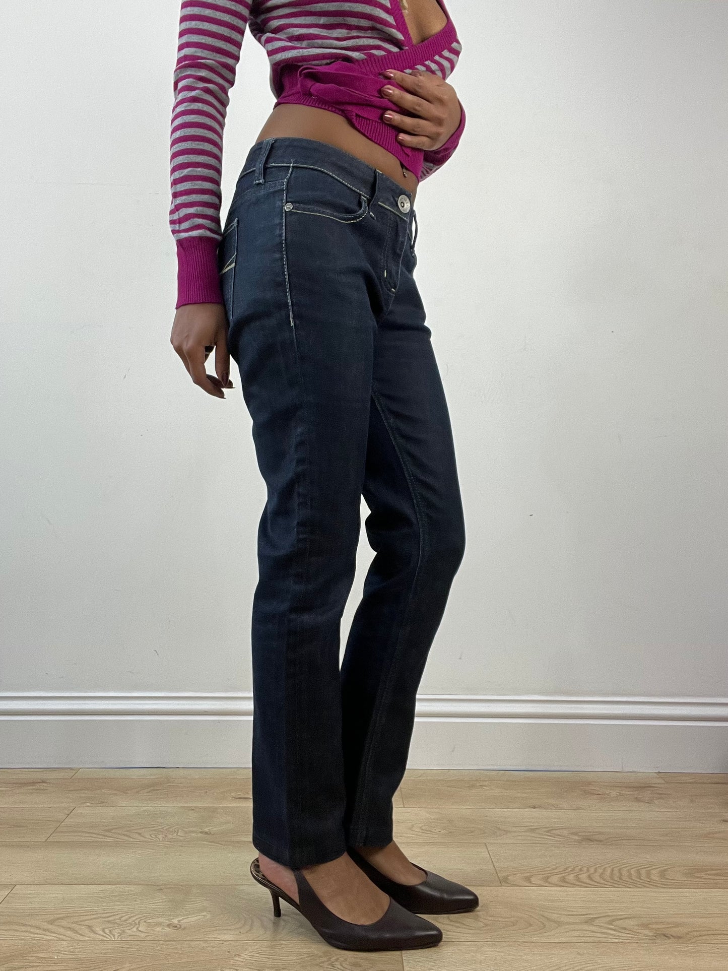 BEST PICKS | small blue guess denim jeans