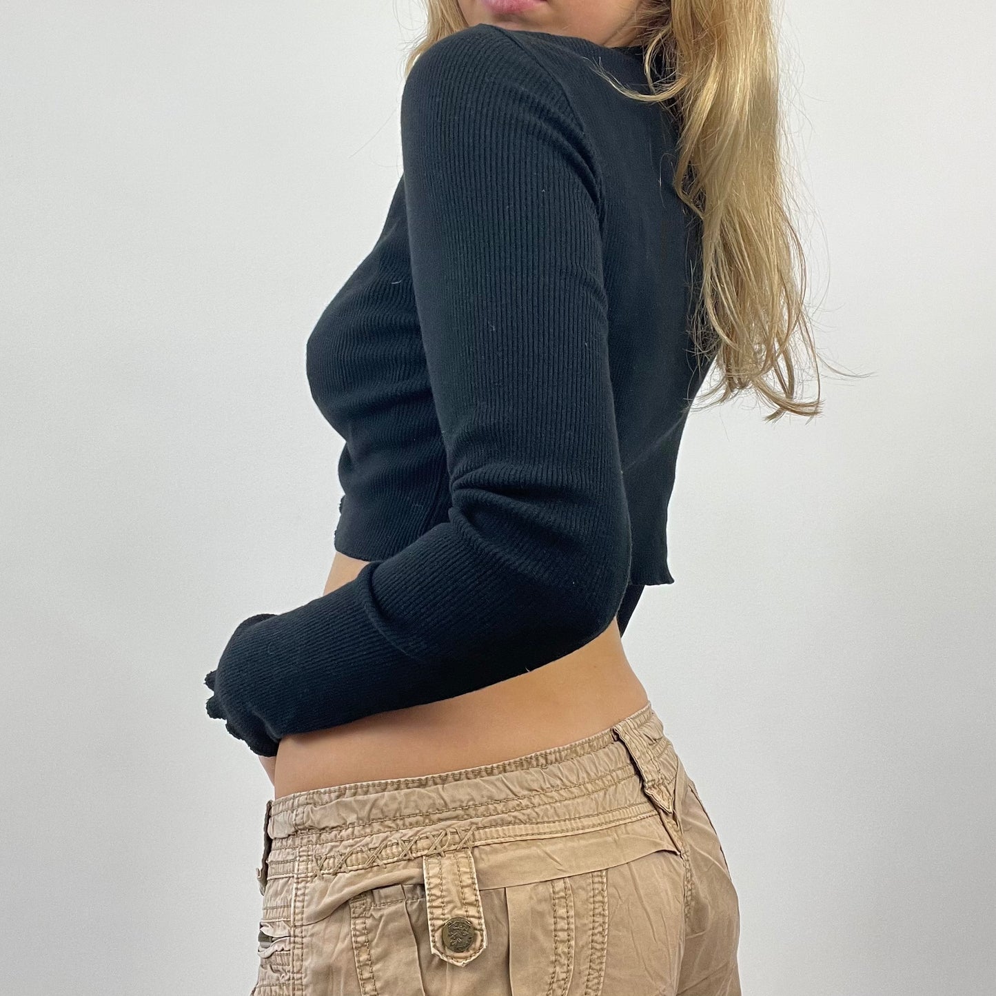 BEST PICKS | small black cropped long sleeve top with lace trim