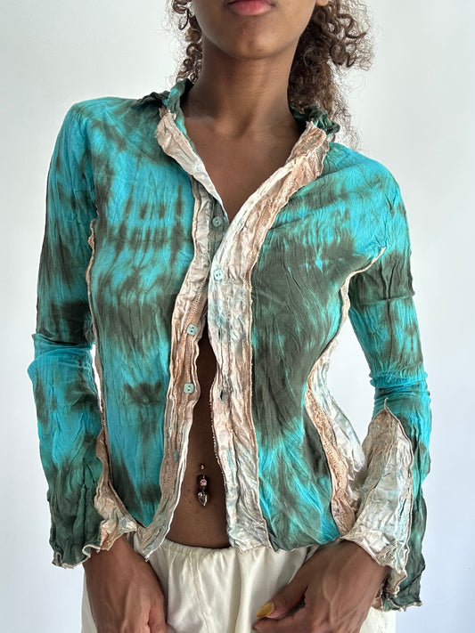 ‼️ | small blue and pink button up long sleeve top
