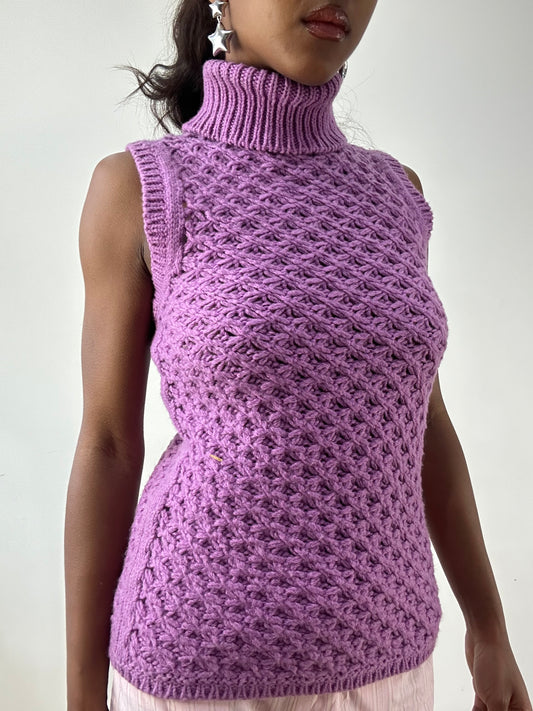BEST PICKS | extra small pink turtleneck knit vest
