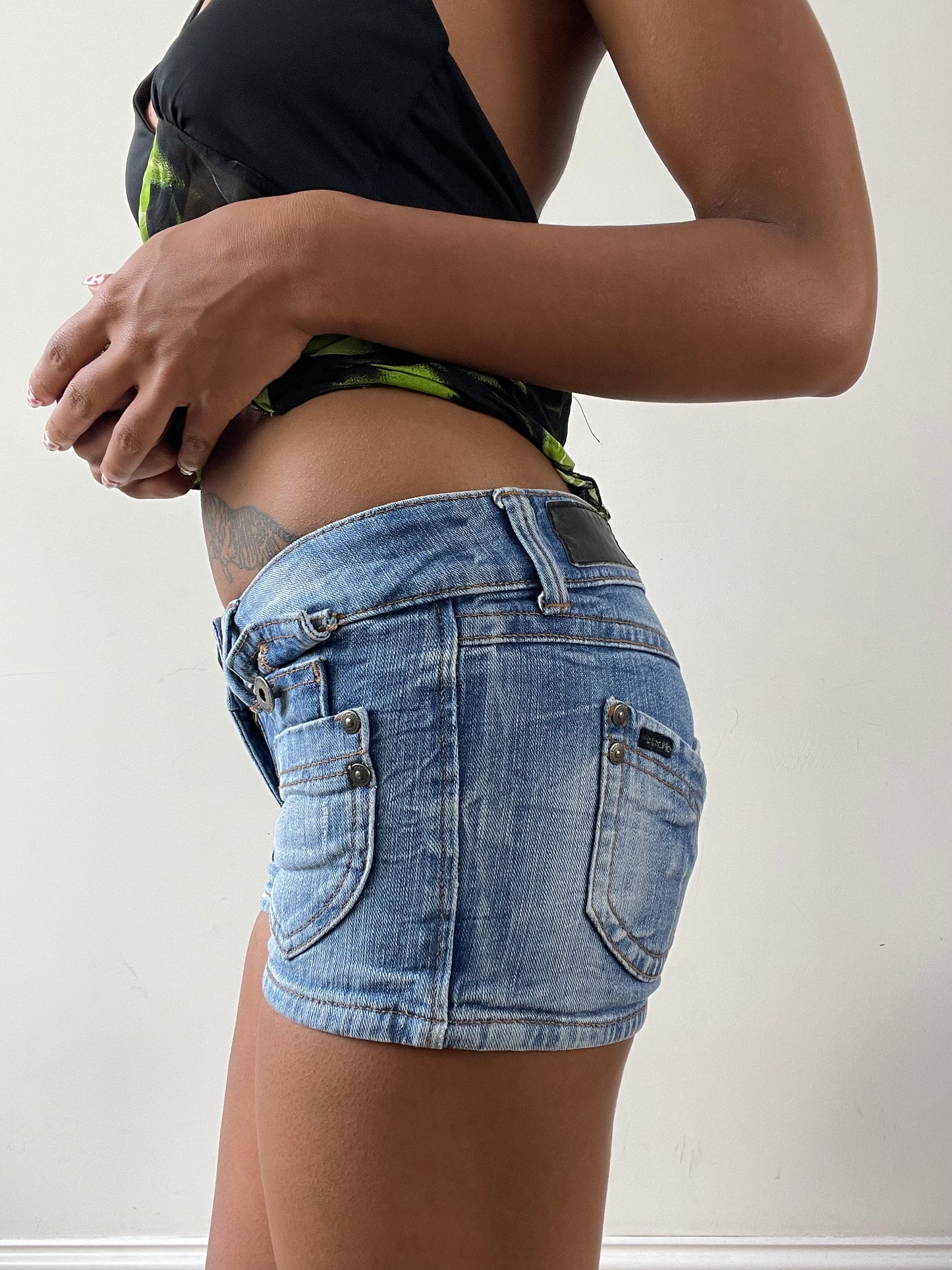 vintage edit twenty-nine | small light blue denim mini shorts with front pocket detail