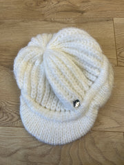 vintage edit thirteen | white knitted cap