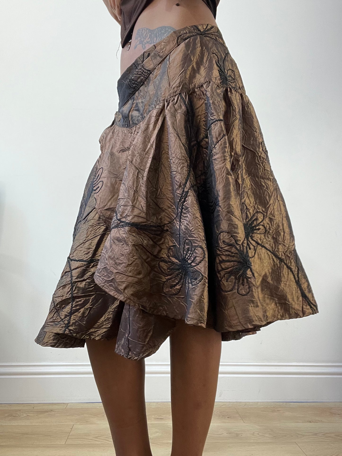 AUTUMN EDIT | medium brown iridescent midi skirt with floral embroidery