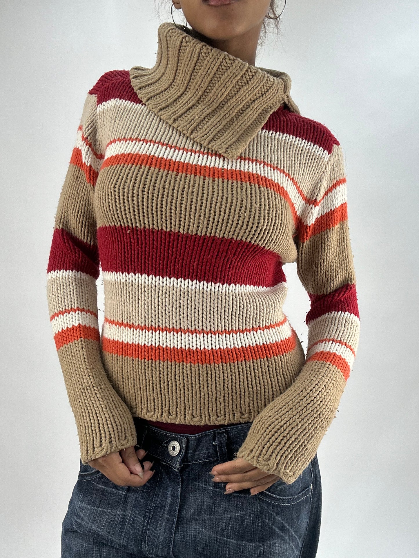 vintage edit thirty-five | small beige striped knit jumper