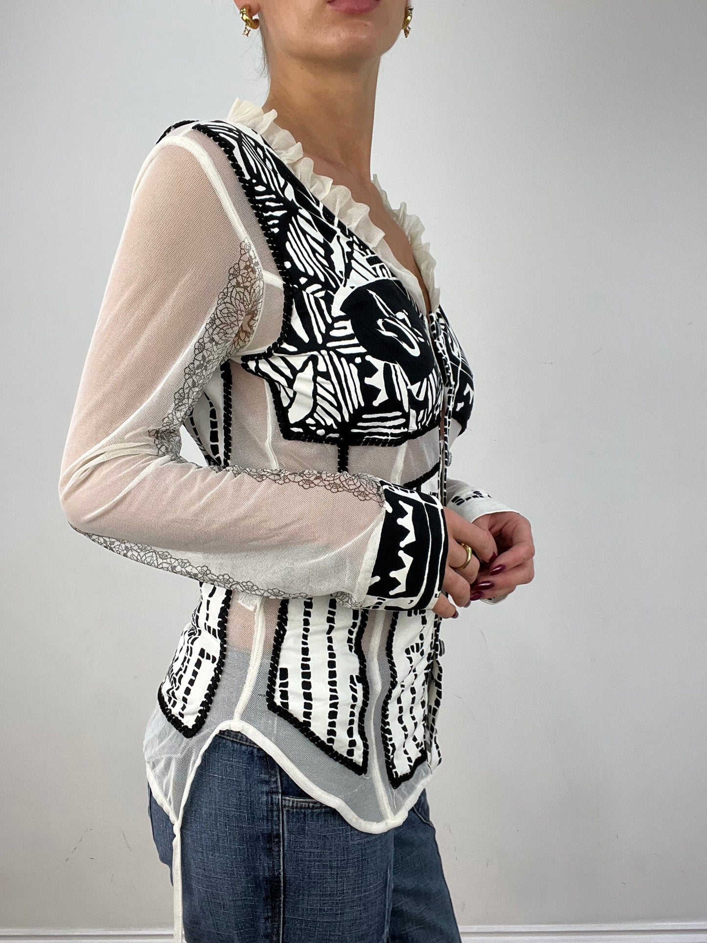 vintage edit twelve | large black and white save the queen abstract print top