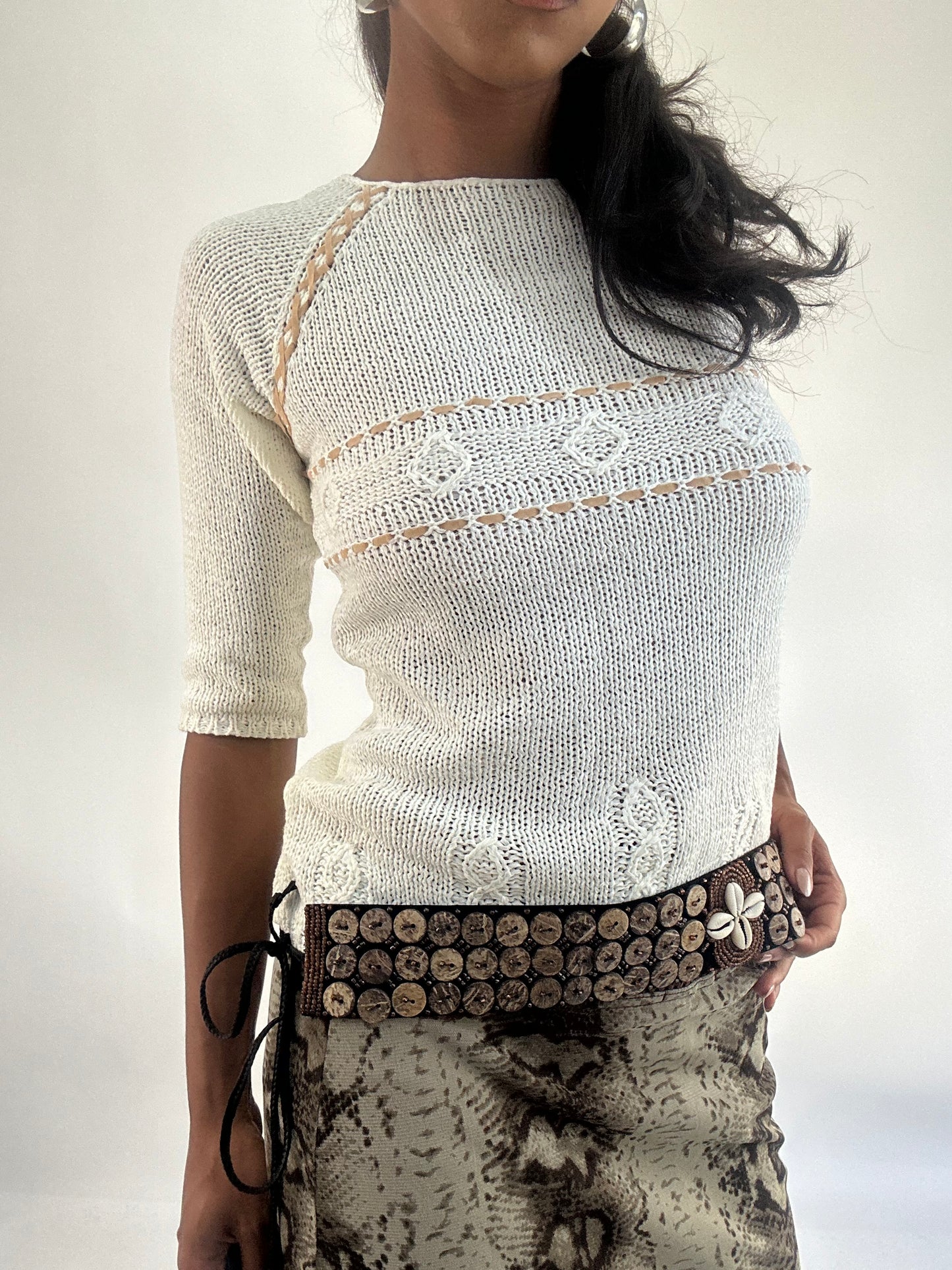 BEST PICKS | brown belt with button and shell detailing