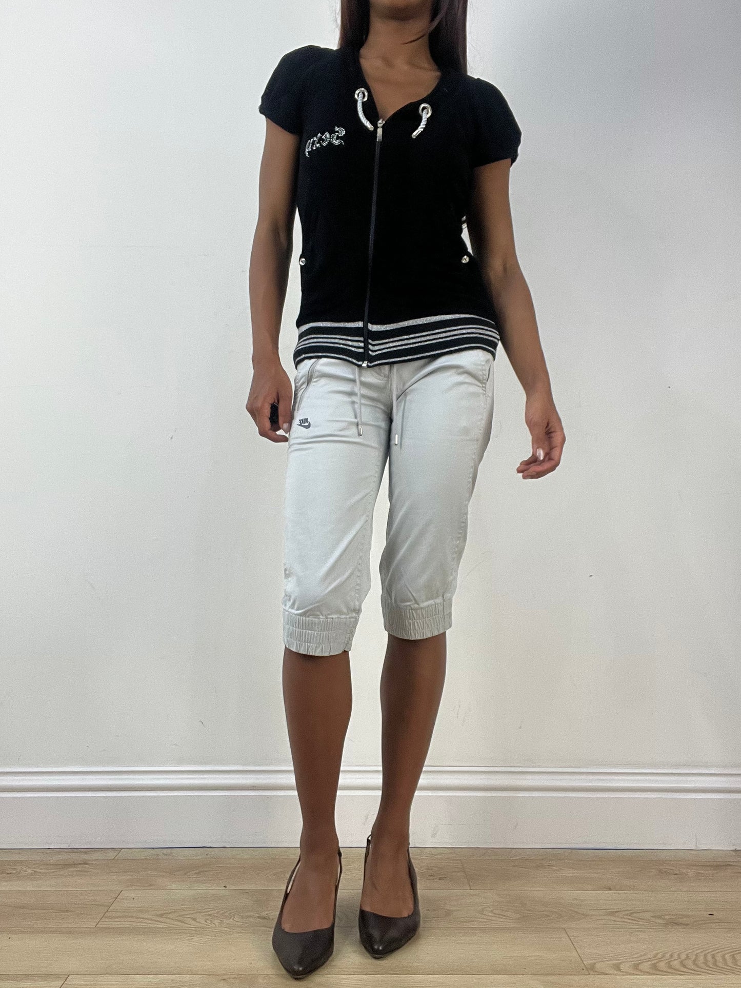 vintage edit thirty-three | small black towelling hoodie with capped sleeves