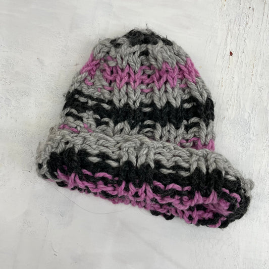 💚 GORPCORE DROP | grey and pink knit beanie