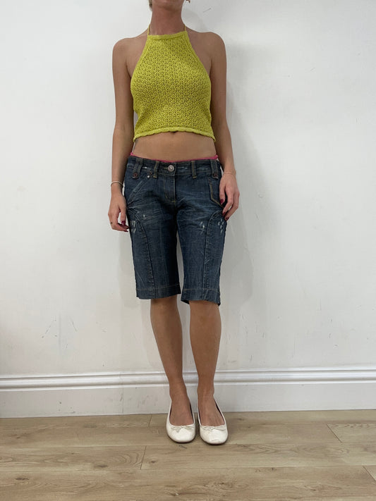BEST PICKS | small dark wash denim shorts