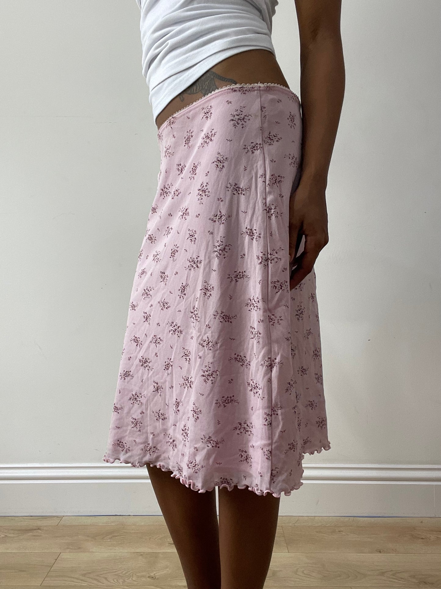 midsummer edit | medium lilac pink midi skirt with floral pattern