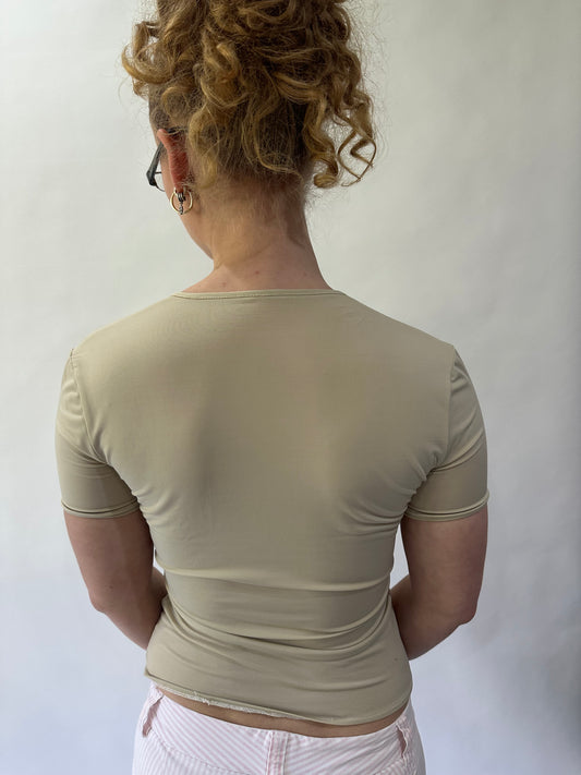devil wears prada | medium beige short sleeve wrap around top